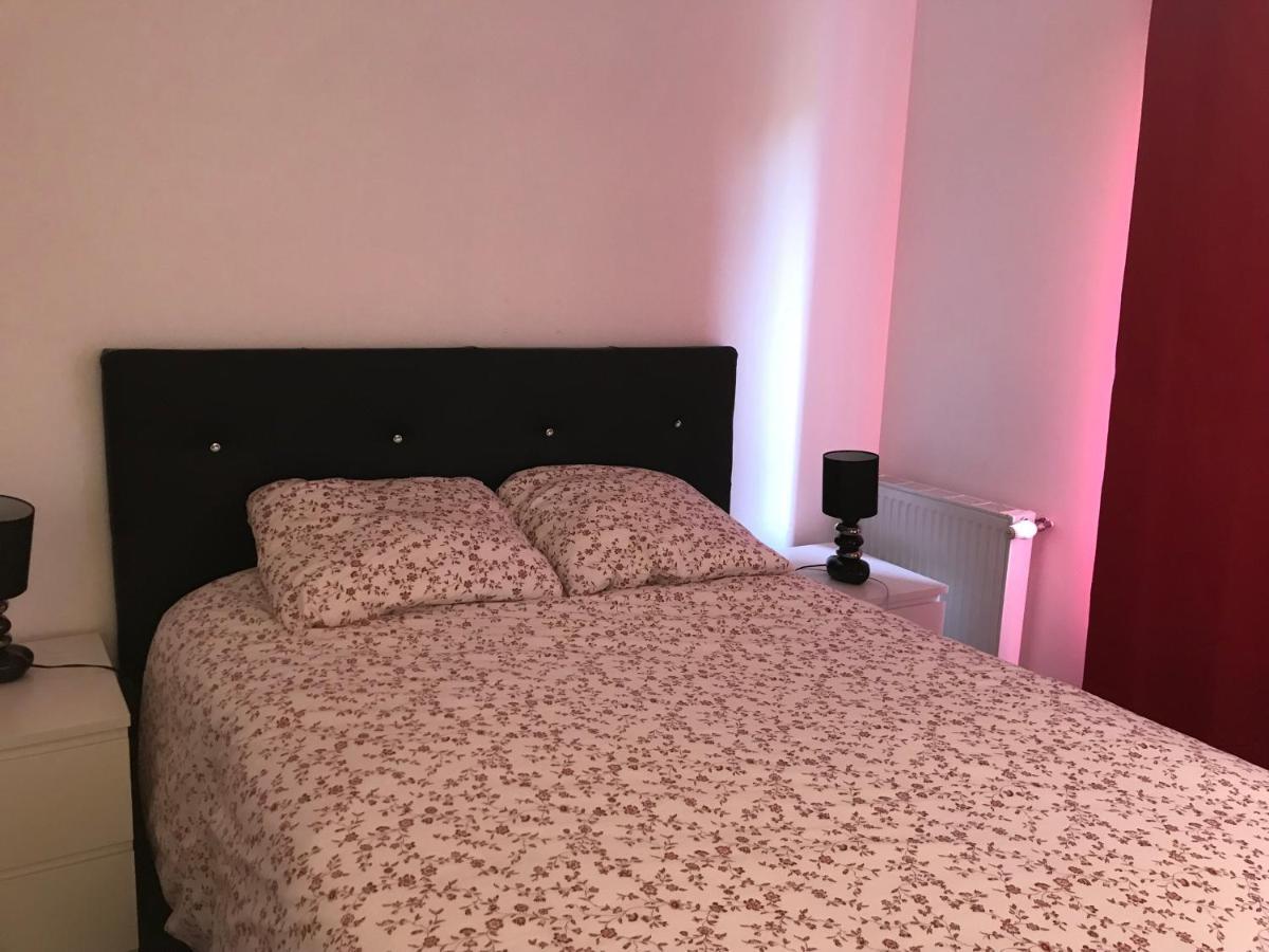 Chambre D'Hote Disneyland Esprit Бюсси-Сен-Жорж Экстерьер фото